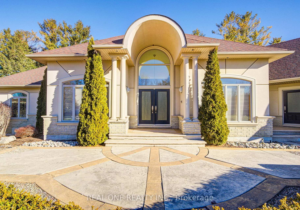 24-maplehyrn-avenue-east-gwillimbury-ontario-n12969182