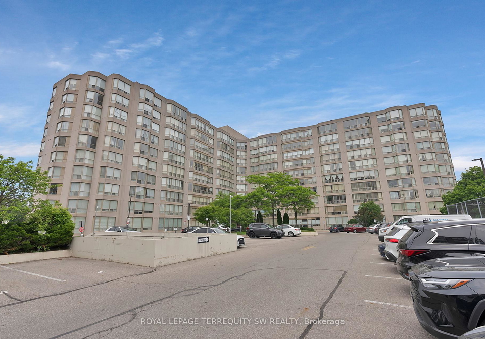 309-major-mackenzie-drive-e-richmond-hill-ontario-n12969262
