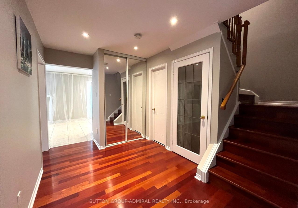 71-covent-crescent-aurora-ontario-n12969298