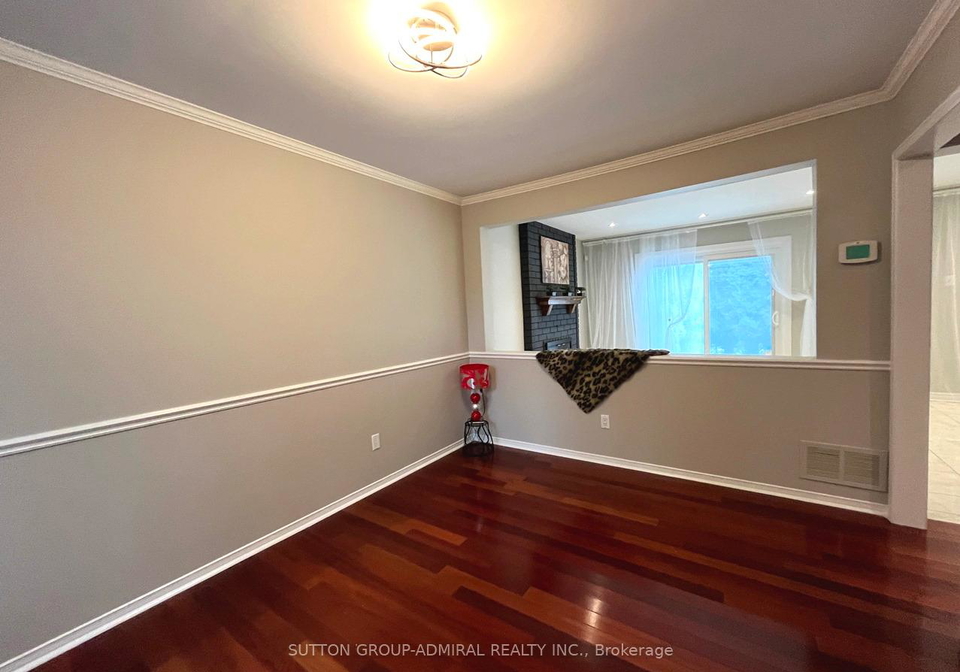 71-covent-crescent-aurora-ontario-n12969298