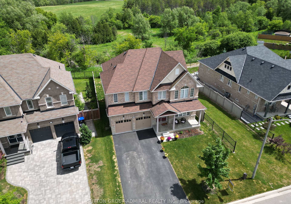 35-webb-trail-new-tecumseth-ontario-n12969482