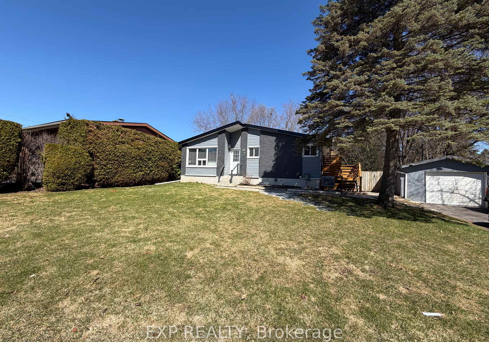 73-roxborough-road-newmarket-ontario-n12969828