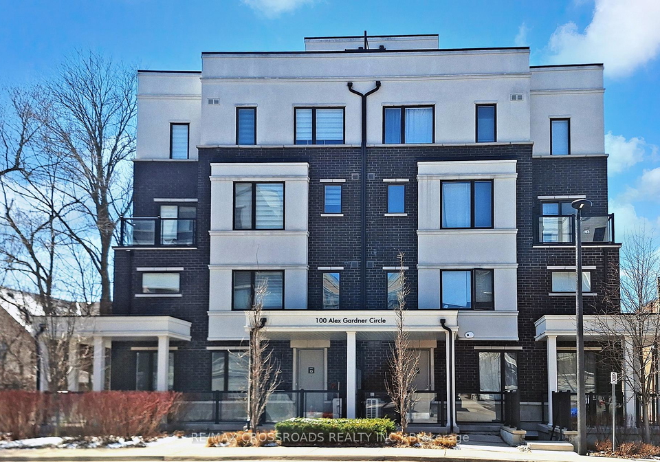 100-alex-gardner-circle-aurora-ontario-n12970032