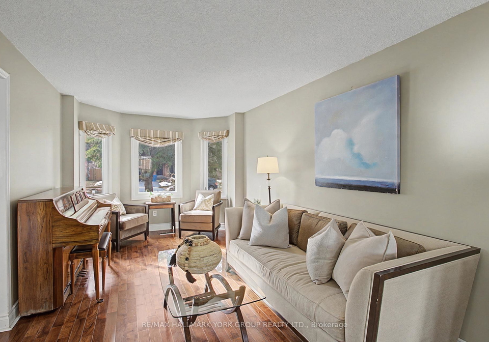 28-hollingshead-drive-aurora-ontario-n12970422