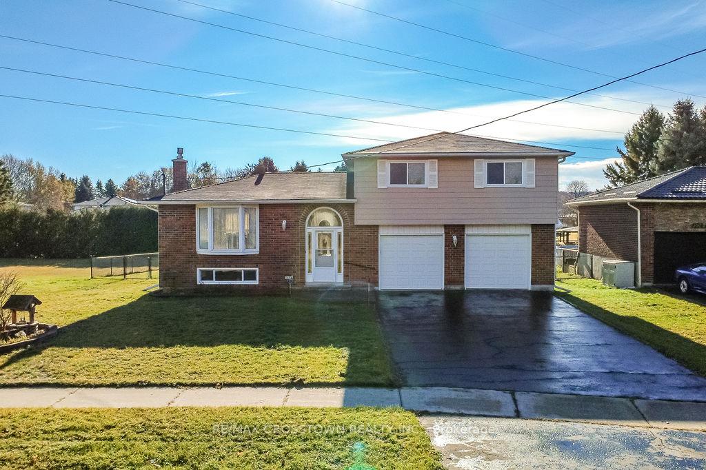 169-oriole-drive-east-gwillimbury-ontario-n12970652