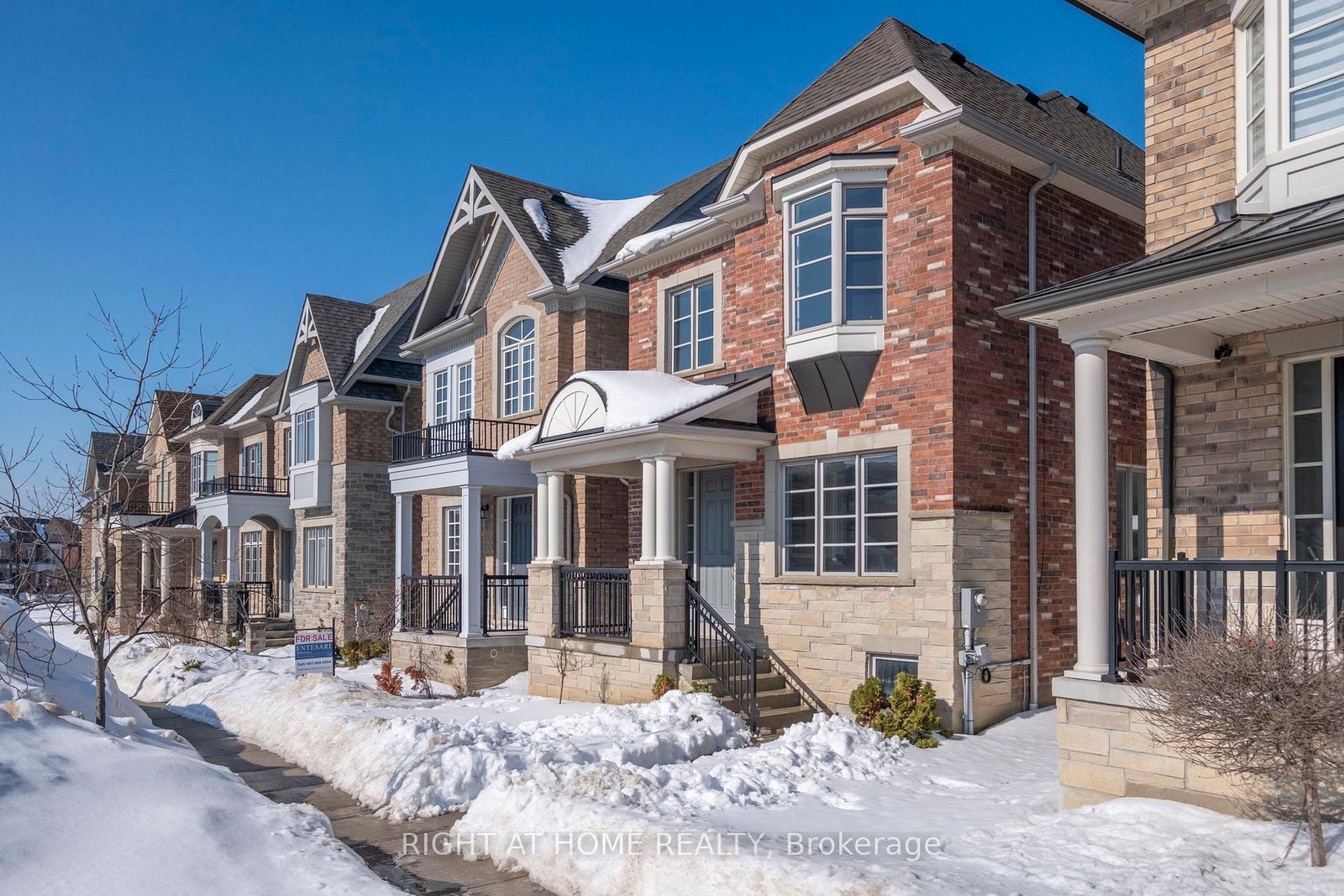 200-paradelle-drive-richmond-hill-ontario-n12970936