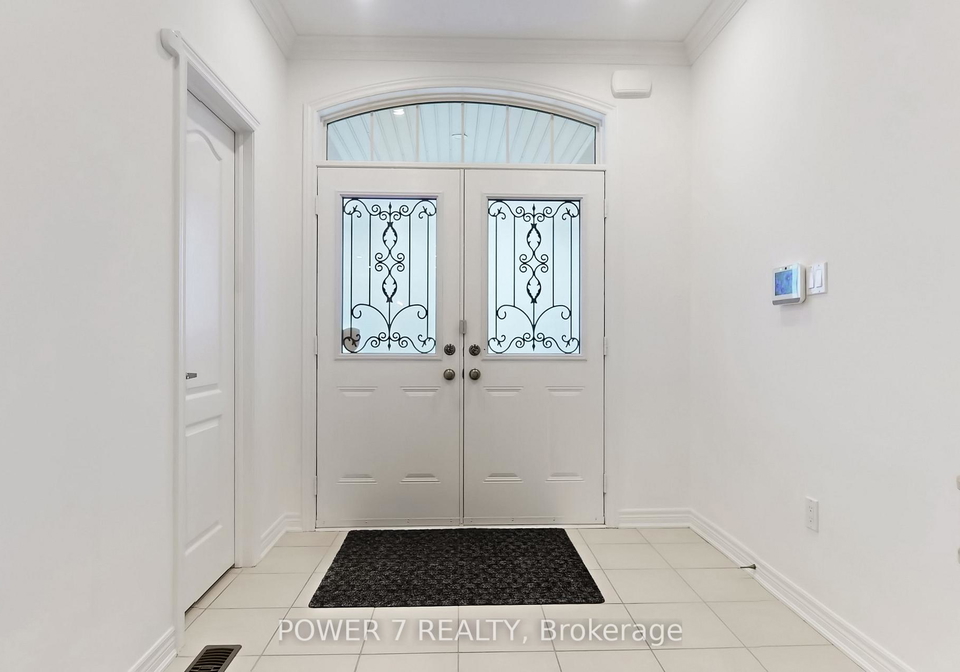 1276-shortreed-terrace-s-newmarket-ontario-n12972156