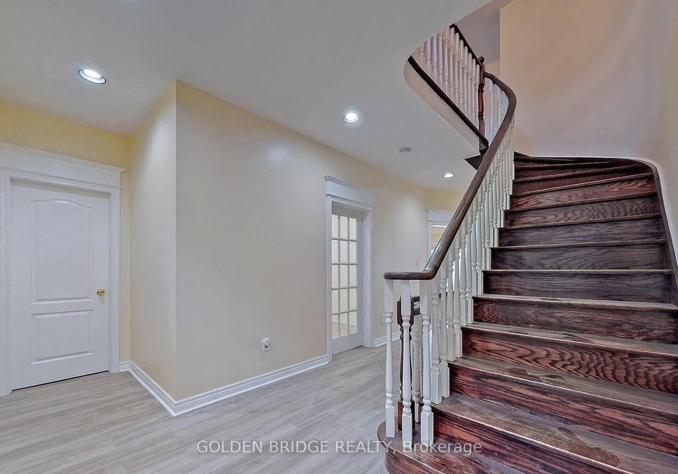 150-larratt-lane-richmond-hill-ontario-n12972688