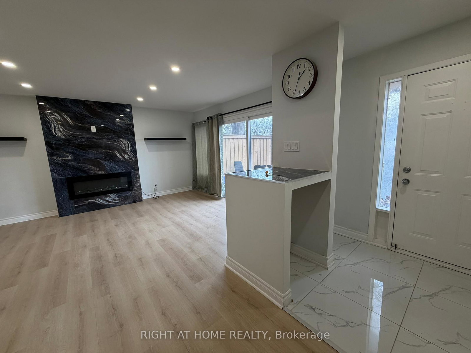 24-springfair-avenue-w-aurora-ontario-n12972718