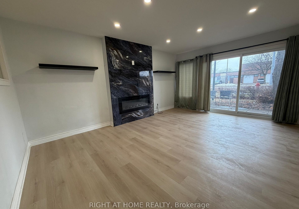 24-springfair-avenue-w-aurora-ontario-n12972718