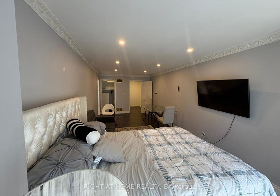 31-northgate-crescent-richmond-hill-ontario-n12973888