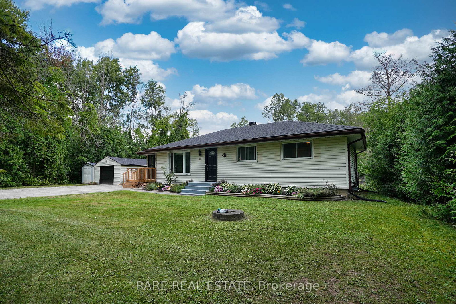 1121-ferrier-avenue-innisfil-ontario-n12974480