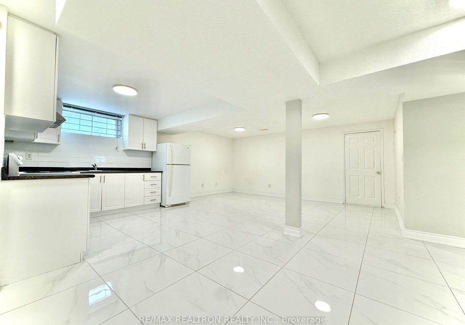 21-eastdale-crescent-richmond-hill-ontario-n12974550