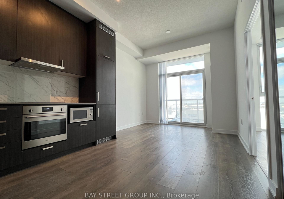 60-honeycrisp-crescent-vaughan-ontario-n12974572