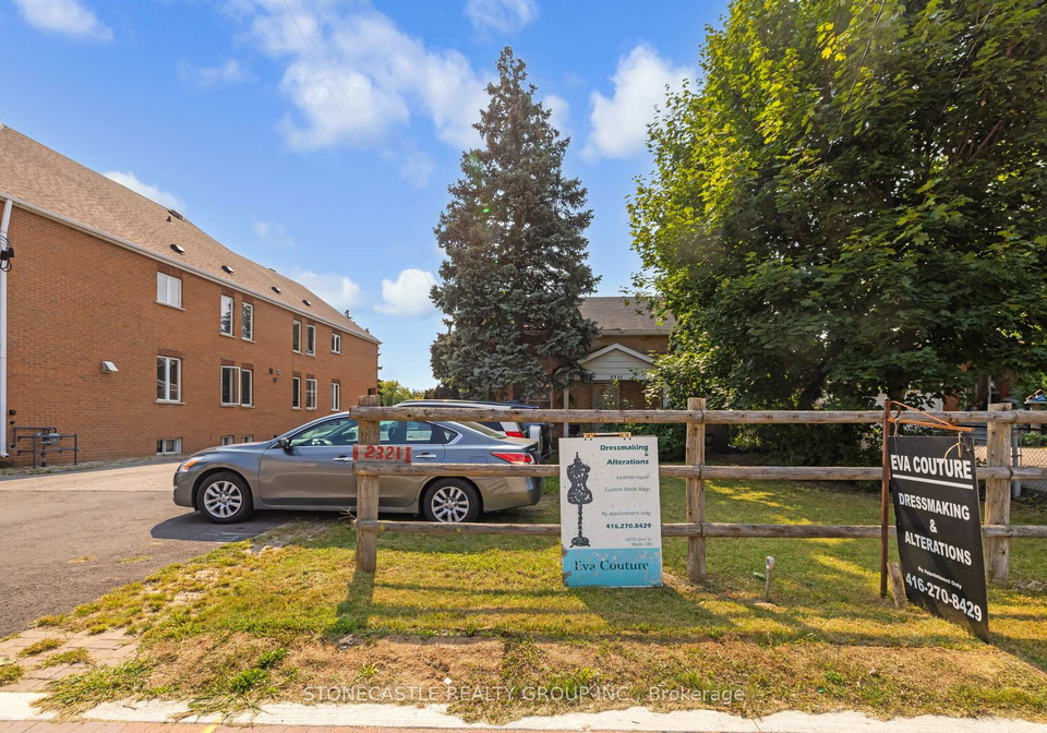 2321-major-mackenzie-drive-w-vaughan-ontario-n12975108