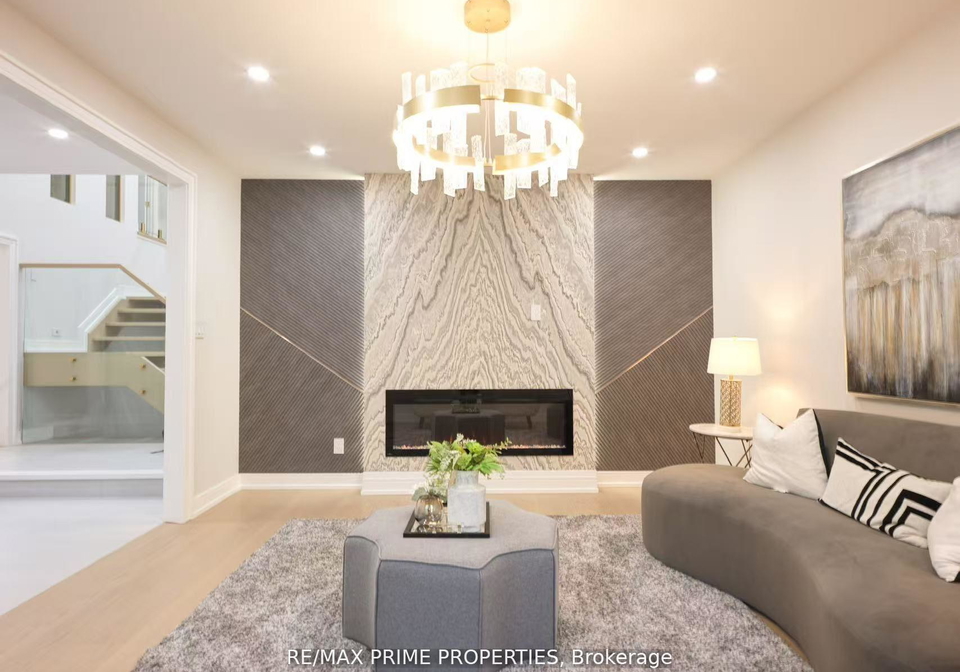 137-old-surrey-lane-richmond-hill-ontario-n12975320