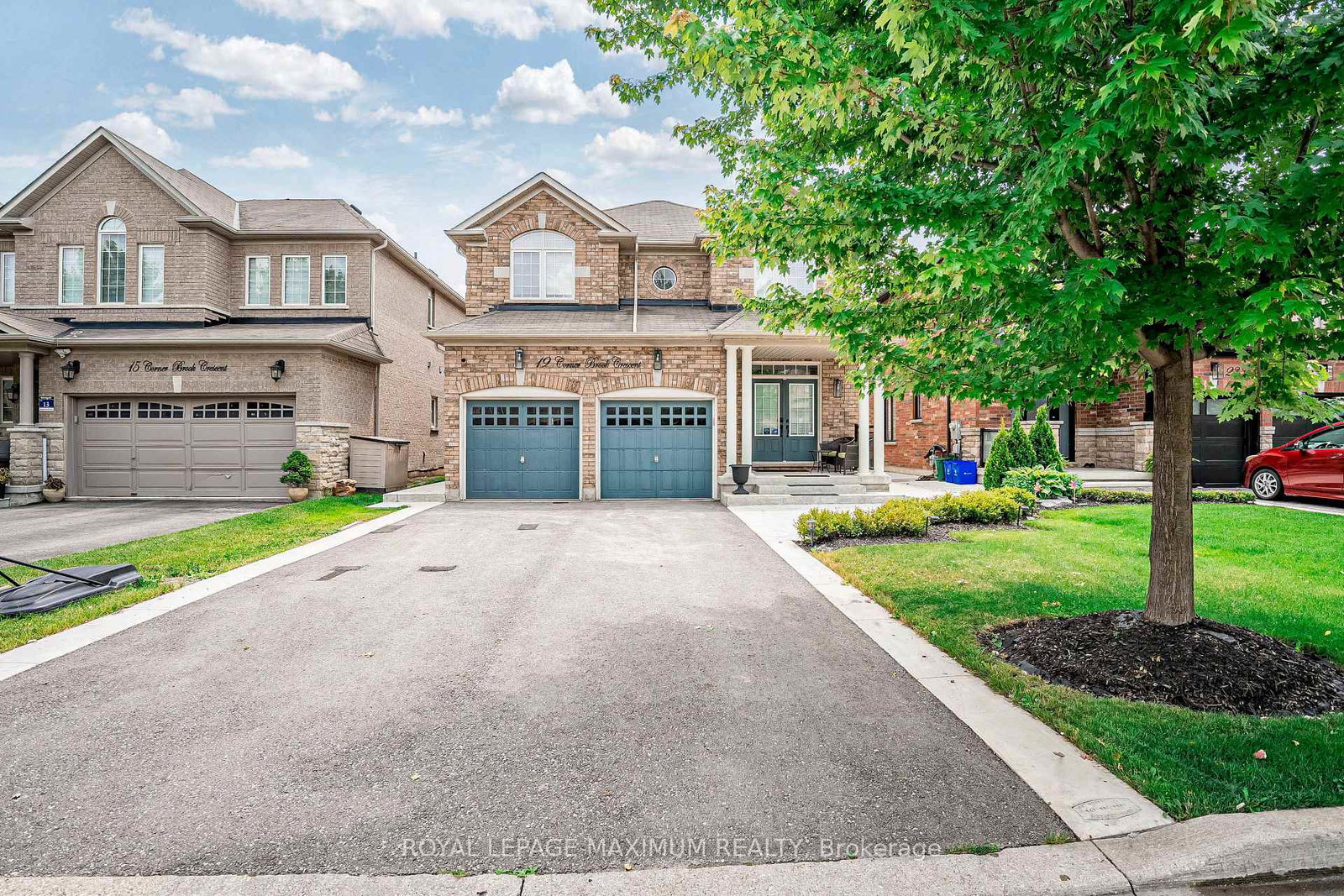 19-corner-brook-crescent-vaughan-ontario-n12975342