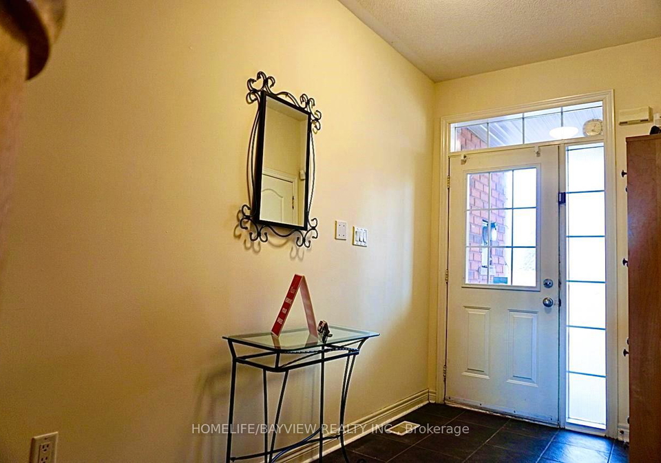 8-townwood-drive-richmond-hill-ontario-n12976246