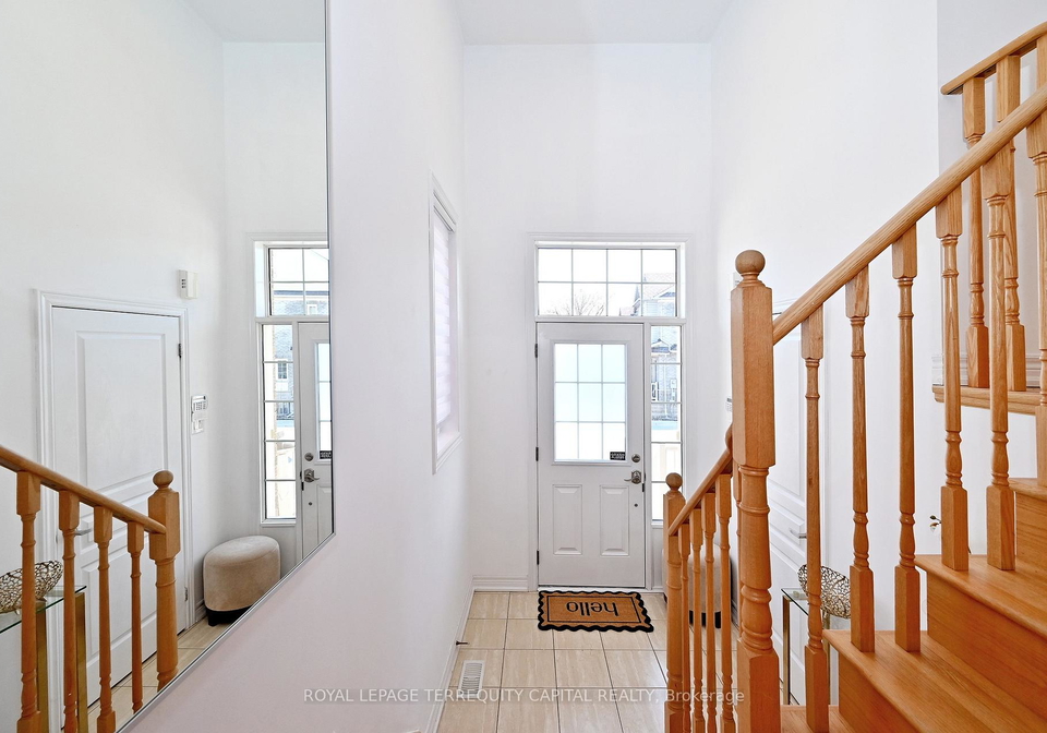 77-benjamin-hood-crescent-vaughan-ontario-n12976474