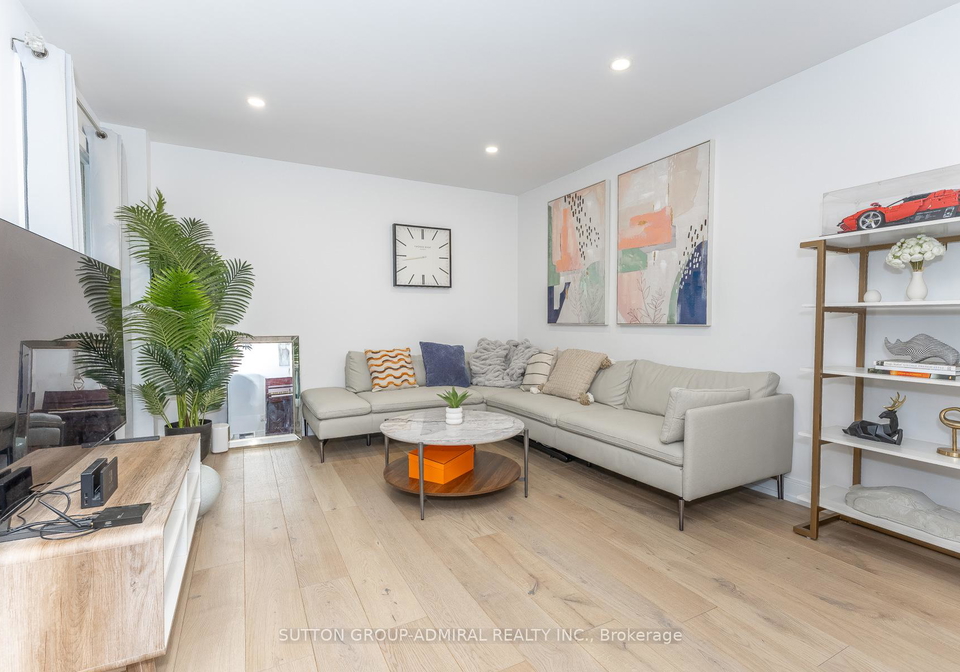 37-spring-gate-boulevard-vaughan-ontario-n12976836