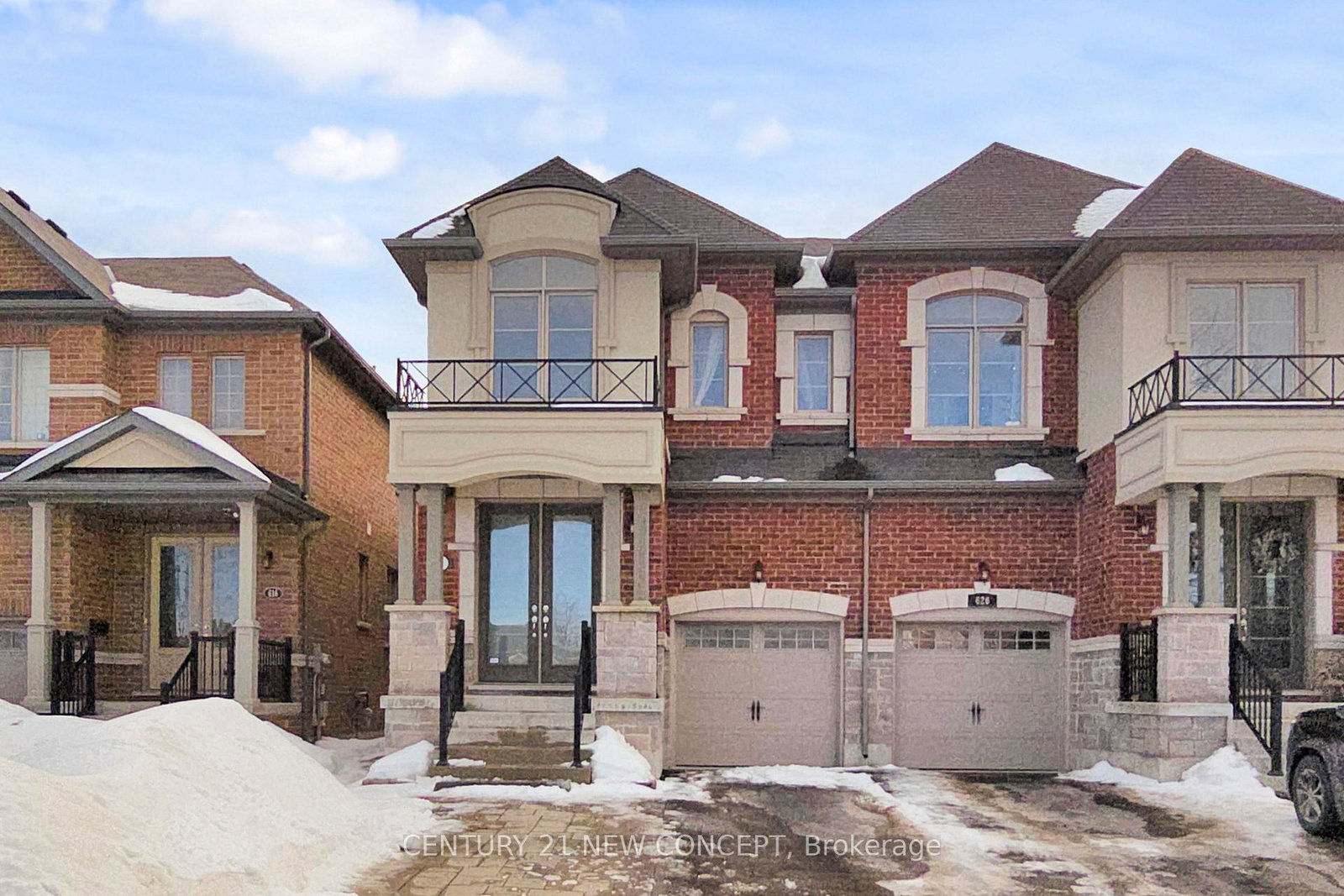 622-sweetwater-crescent-newmarket-ontario-n12977024