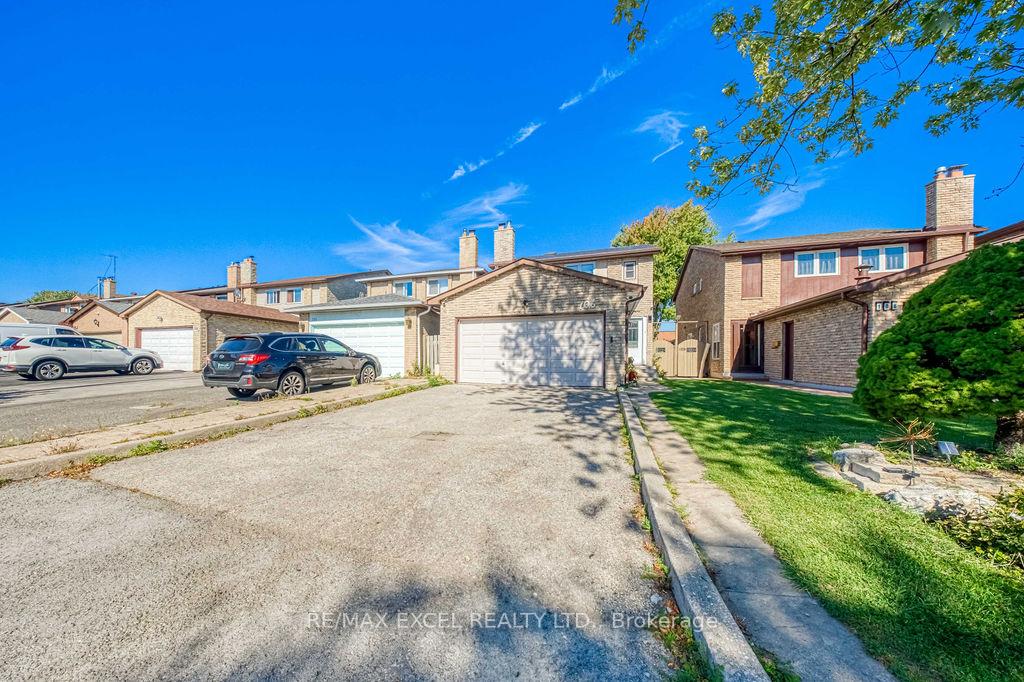 106-upton-crescent-markham-ontario-n12977616