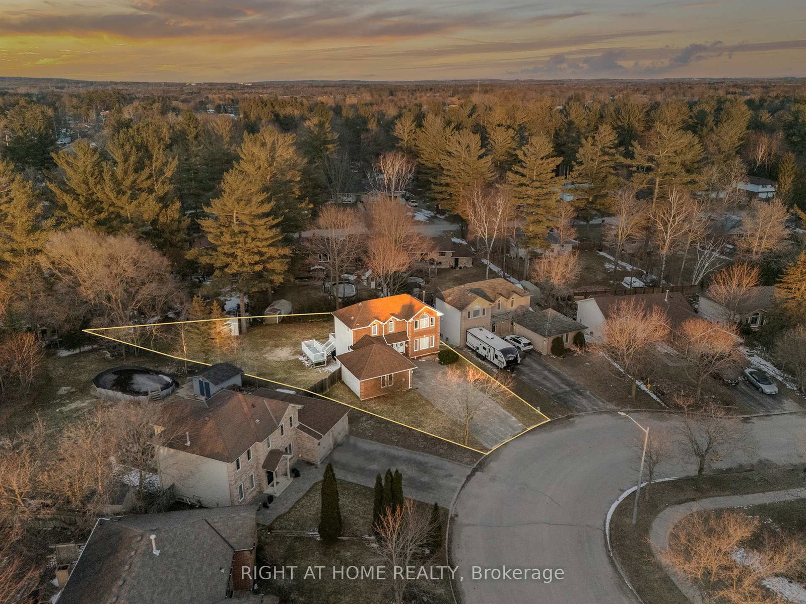41-forest-wood-drive-essa-ontario-n12977890