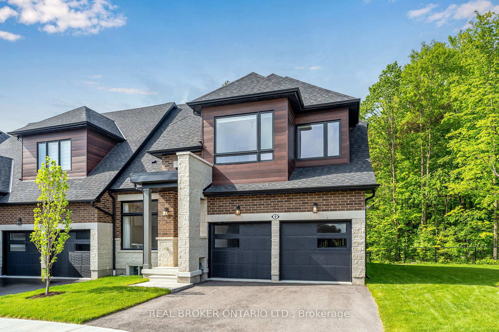 9-vern-robertson-gate-uxbridge-ontario-n12978880