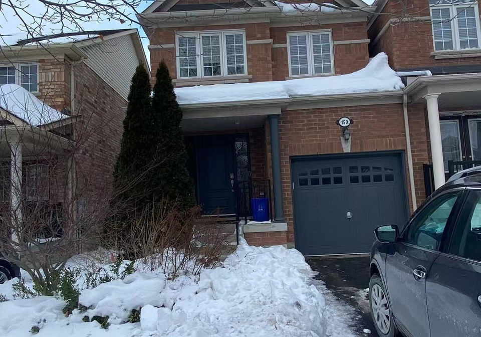 199-venice-gate-drive-vaughan-ontario-n12978990
