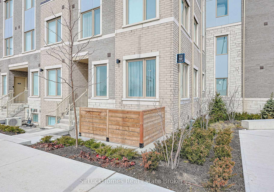 100-honeycrisp-crescent-vaughan-ontario-n12979400