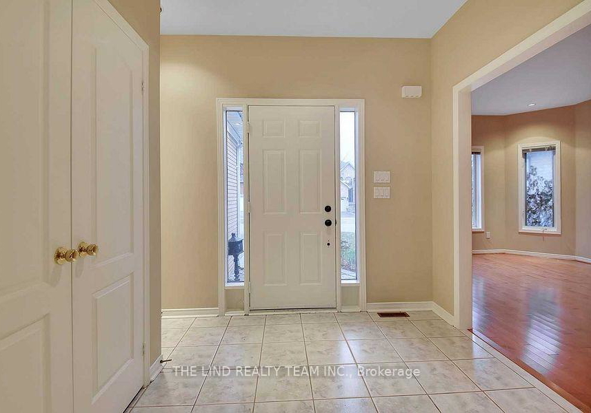 238-deerglen-terrace-aurora-ontario-n12979804