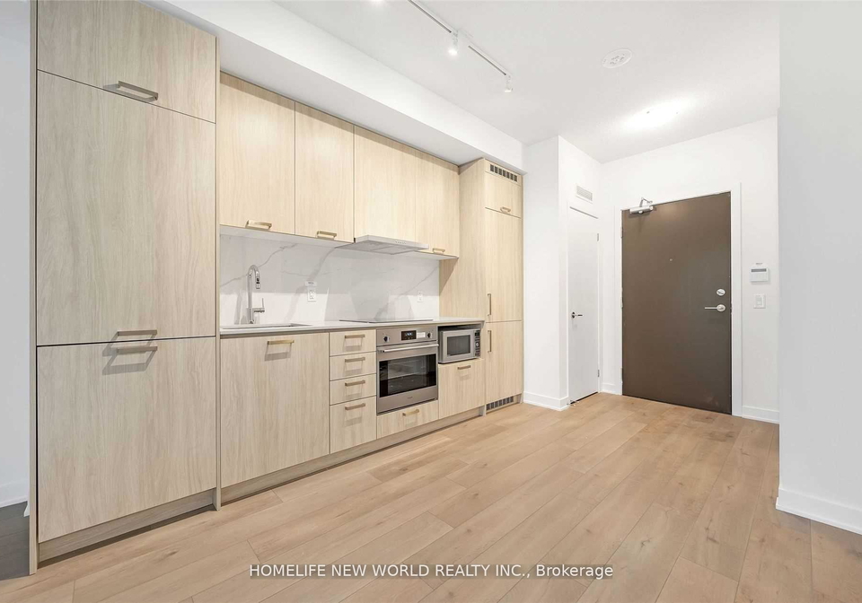 10-honeycrisp-crescent-vaughan-ontario-n12980350