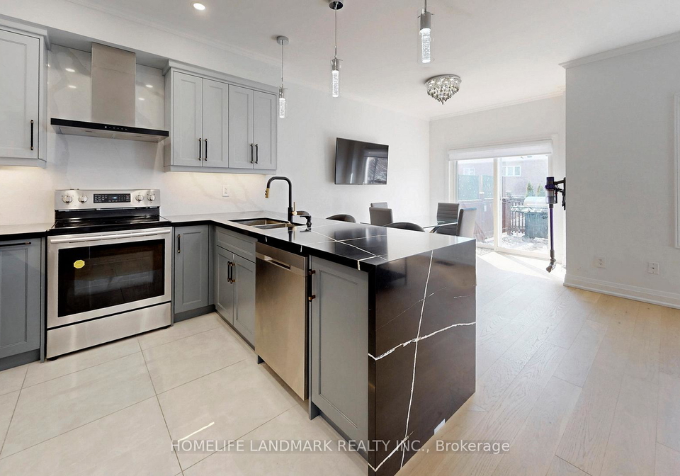32-arco-circle-vaughan-ontario-n12980506
