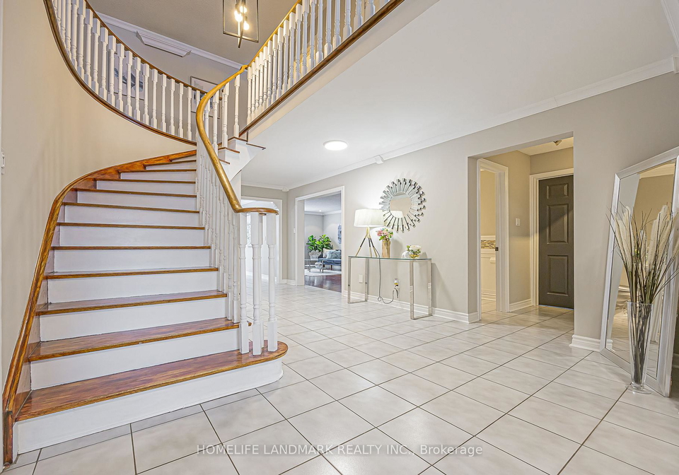 246-jelley-avenue-newmarket-ontario-n12980544