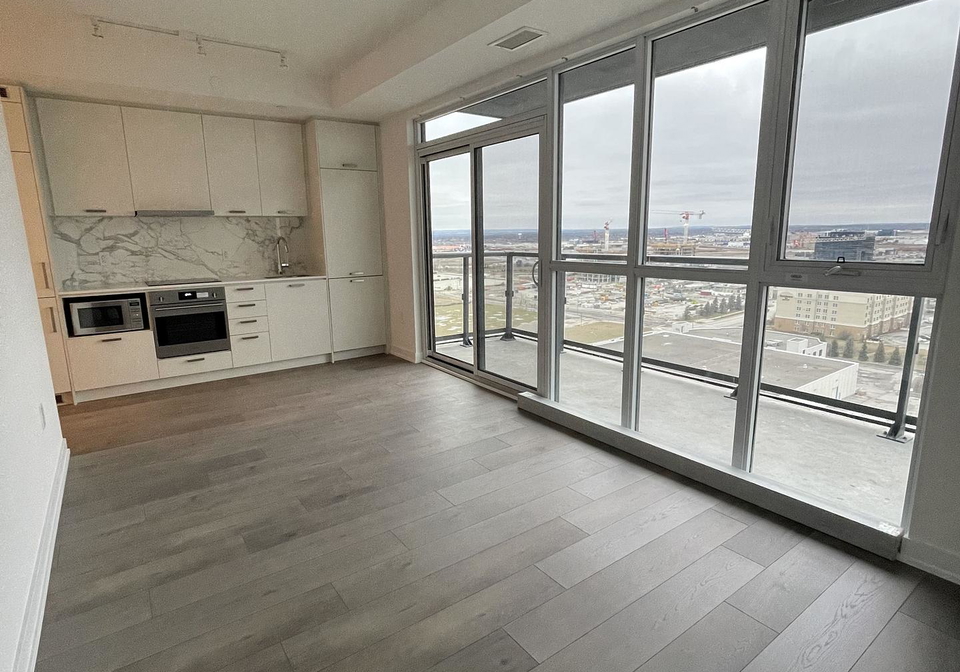 10-honeycrisp-crescent-vaughan-ontario-n12980622