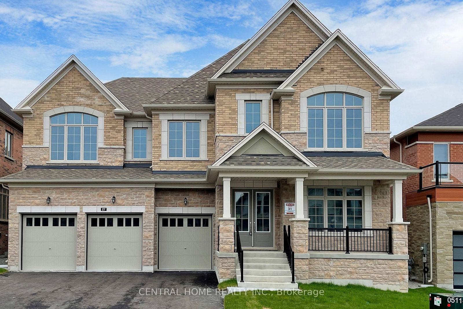 27-upbound-court-east-gwillimbury-ontario-n12980706