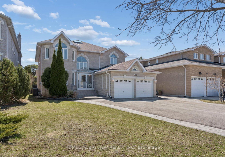 11-sorrento-drive-richmond-hill-ontario-n12980896