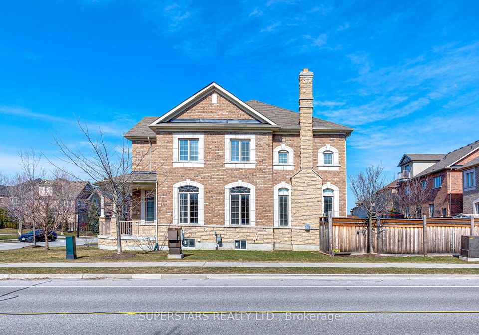 1070-wilbur-pipher-circle-newmarket-ontario-n12981476