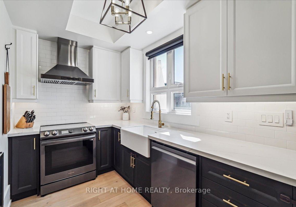 105-kayla-crescent-vaughan-ontario-n12981496