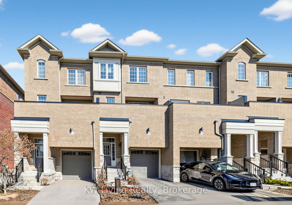 225-harding-park-street-newmarket-ontario-n12981796