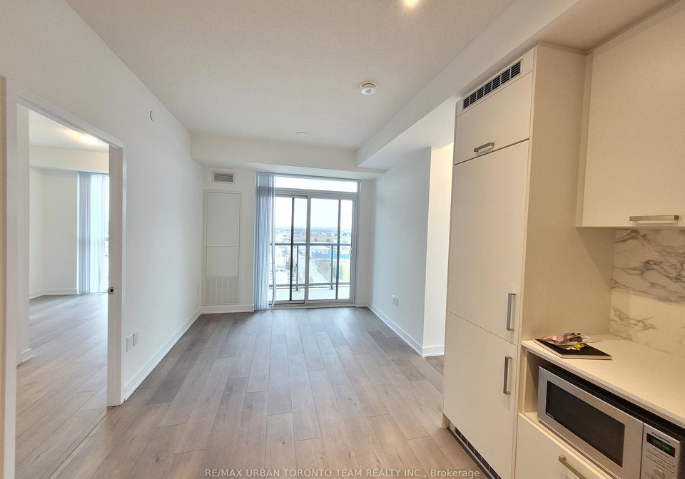 10-honeycrisp-crescent-vaughan-ontario-n12981892