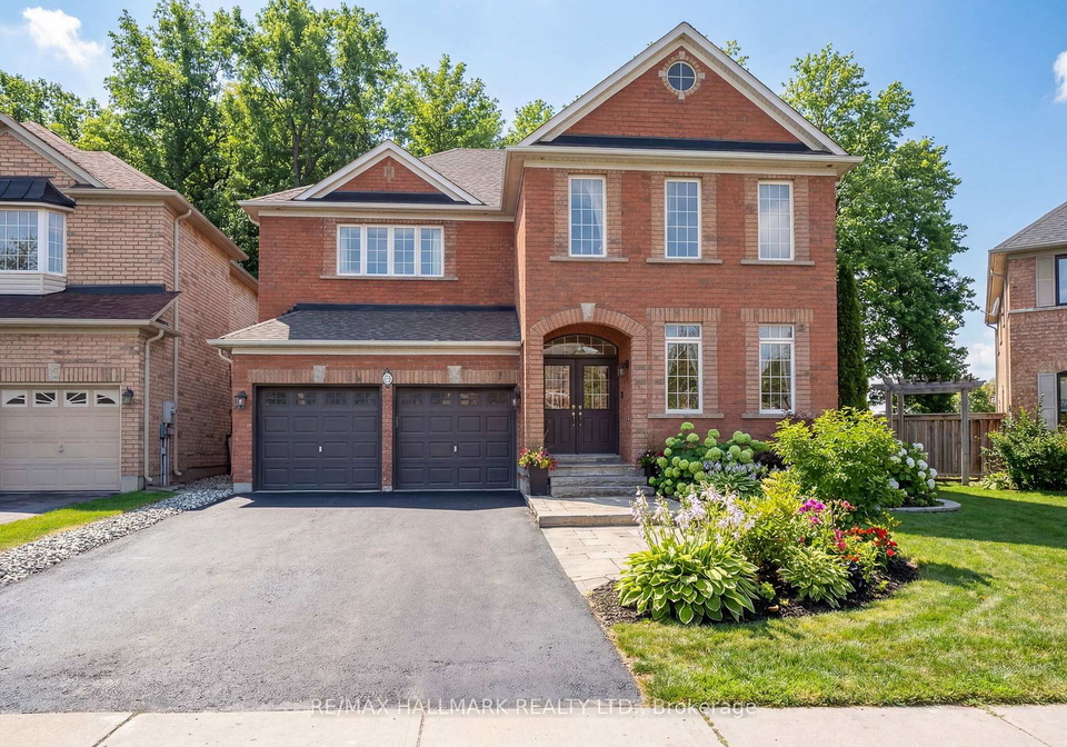 374-dowson-loop-newmarket-ontario-n12982696