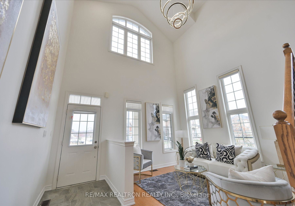 150-crane-street-aurora-ontario-n12982890