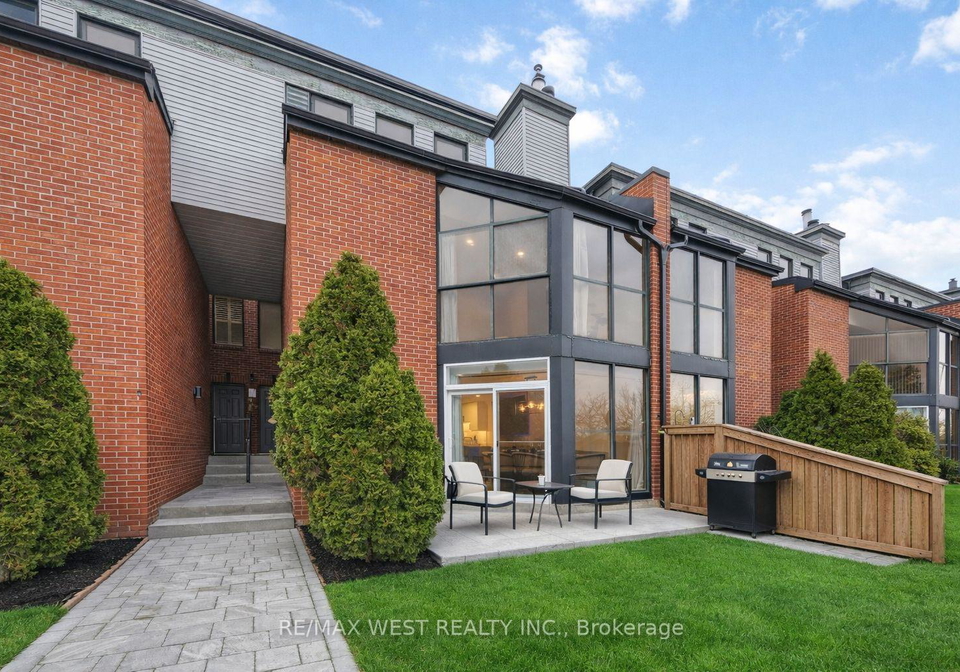 100-arbors-lane-vaughan-ontario-n12983188