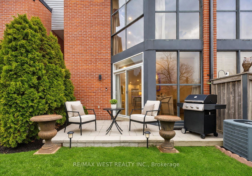 100-arbors-lane-vaughan-ontario-n12983188