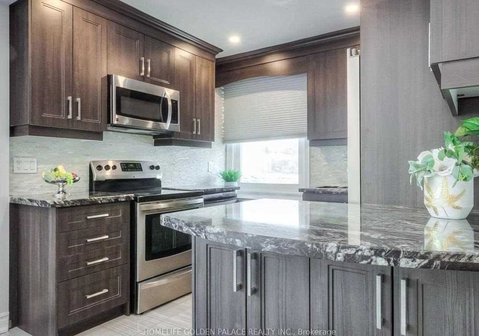 304-taylor-mills-drive-n-richmond-hill-ontario-n12983534
