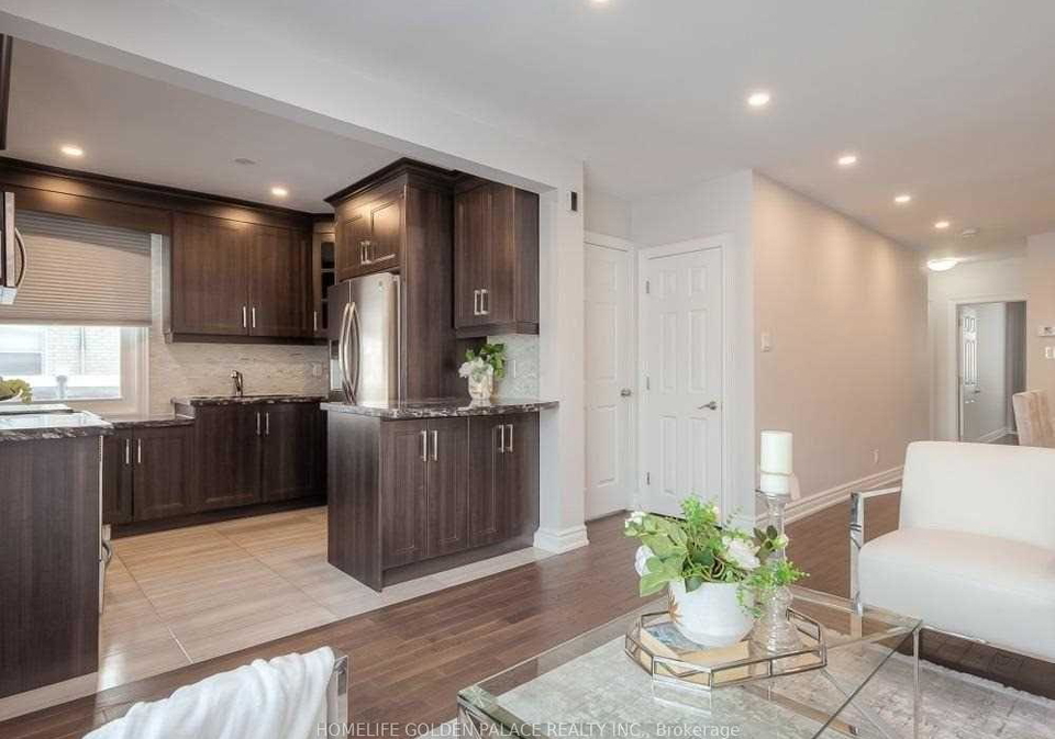 304-taylor-mills-drive-n-richmond-hill-ontario-n12983534