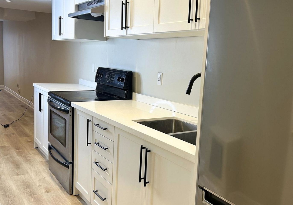 30-oak-park-crescent-vaughan-ontario-n12984500