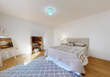 18-hillsborough-court-richmond-hill-ontario-n12984726