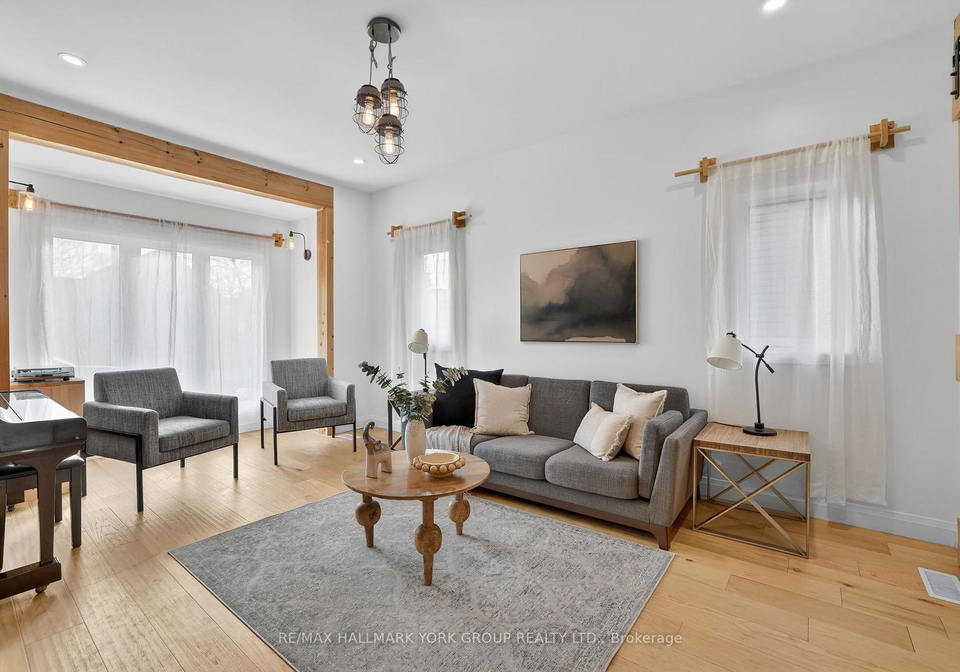 294-cawthra-boulevard-newmarket-ontario-n12984824